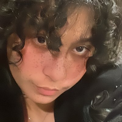 @mas1t0 🌙❤️ :) | i sing sometimes and have a ton of stupid thoughts | 21 she/her 🇪🇬