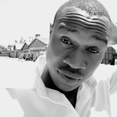 olweya_vin's profile picture. with God everything is possible.
