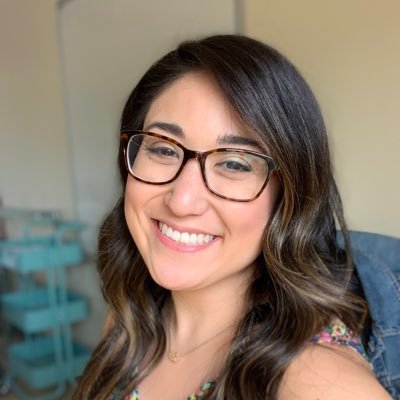 esmith_music's profile picture. Elementary Music Teacher 👩🏻‍🏫 🎶 Classical Pianist 🎹 Equity in Music Ed advocate ✌🏼Dog Mom 🐶 #FindYourVoice