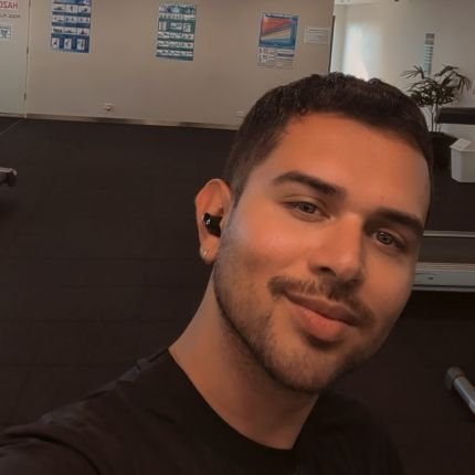 burythethief's profile picture. excitement is for tiny people with tiny lives. i'm thrilled.