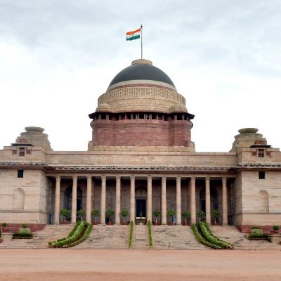 Official account for the public to stay posted on what’s latest for visitors in #RashtrapatiBhavan & #RBMuseum, managed by the President's Secretariat.