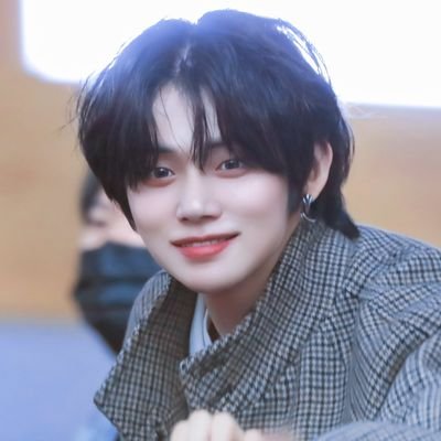 5trrA4NzBJt6Juo's profile picture. 딸과 함께 덕질 중