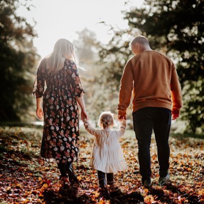 RAF Techie, Sgt (OR6) Avionics and Electrical engineering. Rotary and fast jet experience 🚁🛩️. Husband, Father, cat dad 👨👩👧🐱🐱