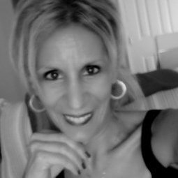 SweetBacallz's profile picture. "Fasten your seat belts it's going to be a bumpy ride.." true crime junkie, wannabe sleuth, ahem, Columbo in a skirt…history buff, classic movie junkie.