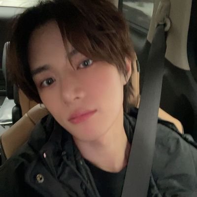 ˒ ꒰@TXT_members꒱ — ❛even if i'm not sad, i'm still not happy❜