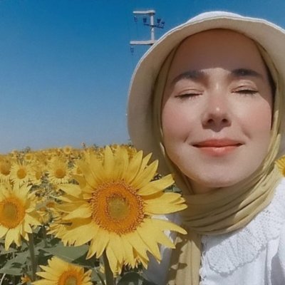Galatasaray Üniversitesi
Software developer 👩🏻💻