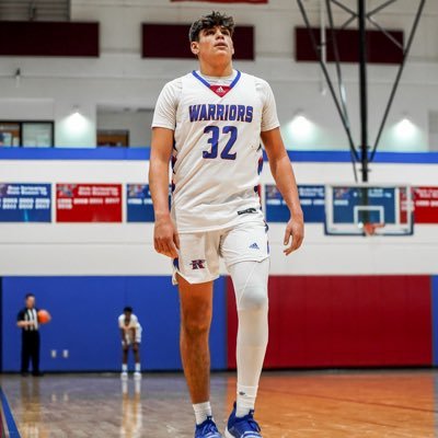 24’ | 3 ⭐️ | 6’7 Forward | team curry aau🖤💛| RHS Basketball❤️💙| @au_mbasketball commit🦅🦅