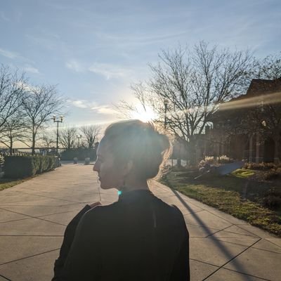 sea_irra's profile picture. 