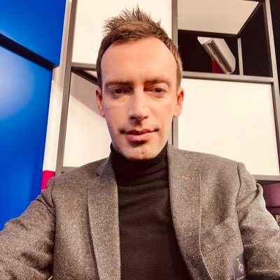 sasha_stadnik's profile picture. Радиоведущий,телеведущий,кинокритик.