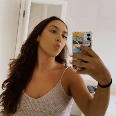 amanda_aacm's profile picture. 