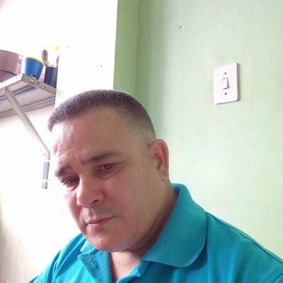 yoan731's profile picture. Médico formado en la Revolución y a ella me debo