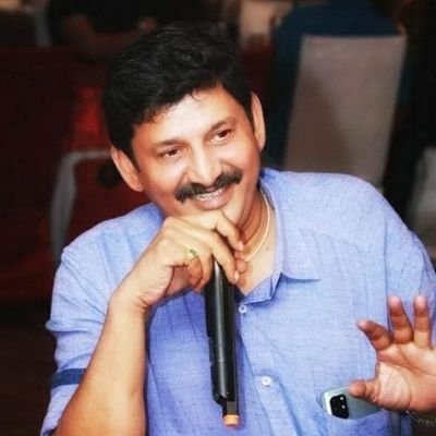 हिम्मत से सच कहो तो बुरा मानते हैं लोग ..रो रो के बात कहने की अपनी आदत नहीं रही