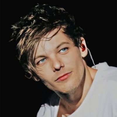 fvckingav0cados's profile picture. #LOUIS ―Live for the moment because everything else is uncertain 🤍🦦 ×͜× ♪She/Her
