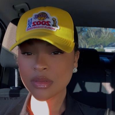 natyana_x3's profile picture. Here’s to the journey ✨