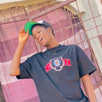 Nura557722's profile picture. 