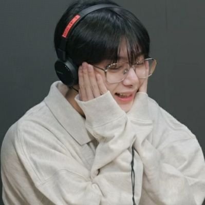 🐻🐶🐹🐢🐝🐱🔥 | 성인 | 혐생때문에 뜸할때 있음🥲 | INTJ | 지방러 | 고등학생부터만((최소 중3까지))👍🏻 | 트친소외 맞팔❌️ | fan account