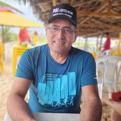 Casado,Pai e Nordestino de Direita!Estou Contador e gosto de PNL.Patriota