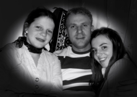 y_mazrek's profile picture. 