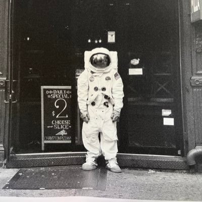 Music, tech, and pro wrestling. CM at iExec. Tweets are my own opinions.