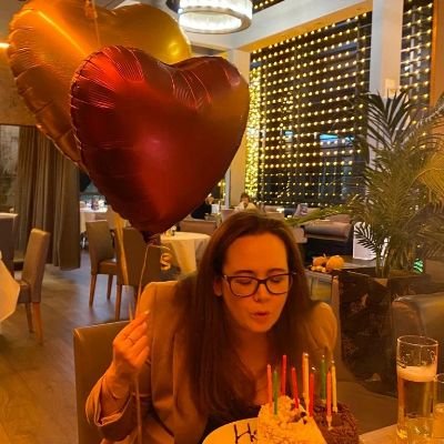 cheloneill's profile picture. Music is life, thats why our hearts have beats. Crazy music lover who just happens to be Irish... Also rugby nut!! Leinster & Ireland!! Liverpool ❤️