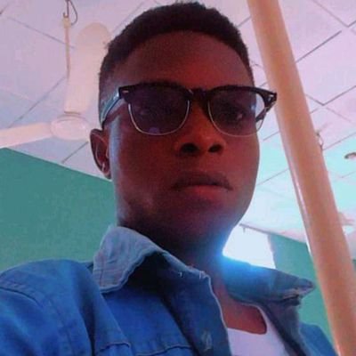 petertosin41's profile picture. Funny type 🤣🤣 ND love💙💛❤️ making friends with people,singer😊🎤🎙️ ND love football ⚽⚽