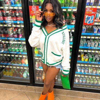 Hustle Believe Receive |@_iamkimani(insta) | UTK Alumna | 1908 | CAU MBA Grad