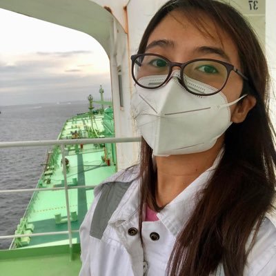 JoyLuna66874180's profile picture. Seawoman 💪🏽🧑🏻‍🔧 Marine Engineer ⚓️🔧♥️