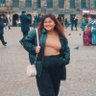 Robee_Ng's profile picture. golden gal