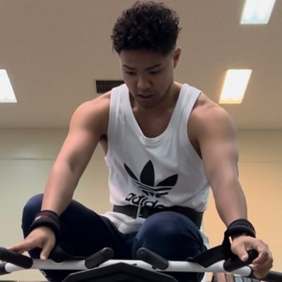 Showmacutpro's profile picture. 