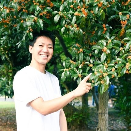 フリーターでお菓子を販売をしている32歳。元はスイーツパッケージ屋の営業。
食品衛生責任者取得