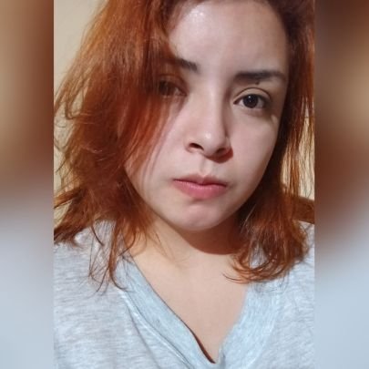 Angelakruspe's profile picture. Politóloga • Sensible • Poesía barata • Fingimos lo que sentimos • Melómana • Ailurofílica • Políticamente incorrecta.