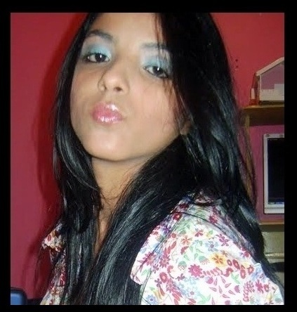Sou de Arieees . Morena . Amo minha cachorrinhaá . O Neymaár . Chris Brown neêm se fala entãao . Eles sãao um Gatoô neah' .  ! *