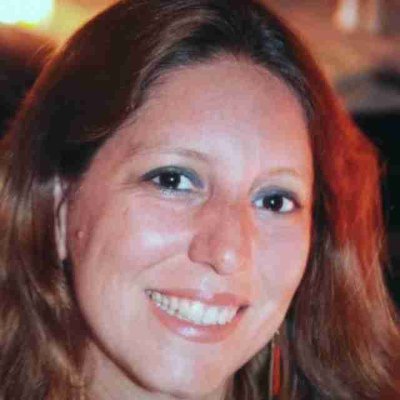 StartCrochet's profile picture. Hi. I'm May! On my Blog you'll find crochet tutorials and easy crochet gift ideas you can offer your loved ones on special occasions.