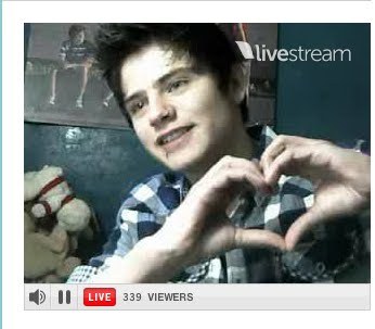 Fc para o nosso @CHRIS_LEAO Criado no dia 29/10/11,.Dona: @MariaEduard1705 ,Obrigado por tudo Chris te amo leãozinho!