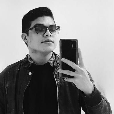 JuanJCasttro963's profile picture. Programador y
Diseñador gráfico Jr ;3