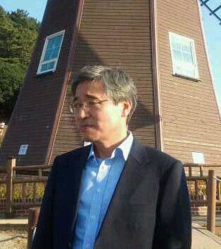 자유,시장,경쟁,개인,법치,작은정부 등의 단어를 좋아합니다.
