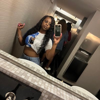 princess _Tiney , Professional Wallet Drainer 💋| Spoil Brat 🎀 | What I Say Goes 🥰