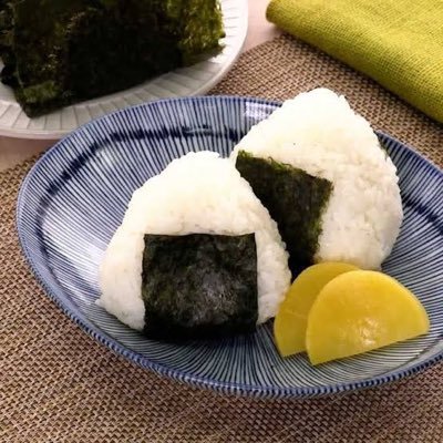 niginigikunn's profile picture. ちょっと高級おにぎりです