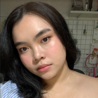 lycrea's profile picture. 💛