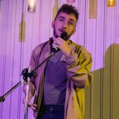 Usdi1999's profile picture. I write sometimes. 'The more I know, the less I understand'. FFC.