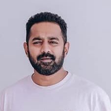 Manusaviour1's profile picture. https://t.co/bDNNL987qw…