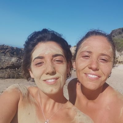 Somos Cristina y Claudia, pareja que nos encanta las aventuras y la gente auténtica. Nudistas y naturistas 😊
Ig: https://t.co/bOI4jLYmiy