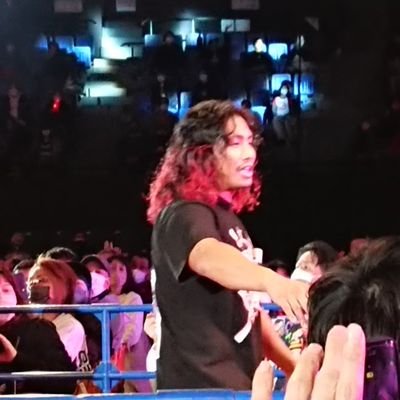 プロレス大好き❤️新日箱推し、高橋ヒロム選手推し、ロスインゴ、応援してます。