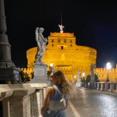 giulsonpointe's profile picture. If I was a writer, I'd have a better Twitter bio quote. ☼♐️↑♍ ☾♓️