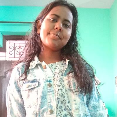 iamvartika_17's profile picture. 