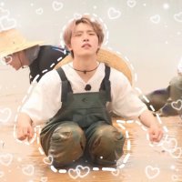 ゆきまる (@svt_dn13) 's Twitter Profile