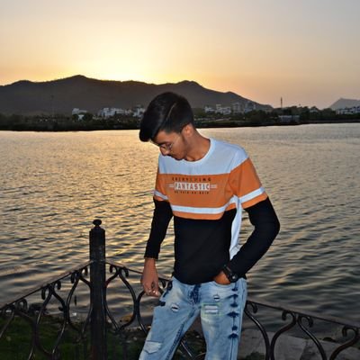 Vikashjoshi2002's profile picture. Tech Lover  , Beta Tester 👀