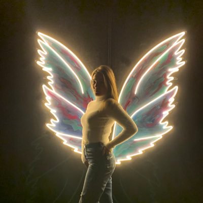 elenitaaaa94's profile picture. 