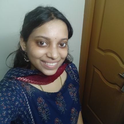 JshreeP's profile picture. Radiation oncologist, artist