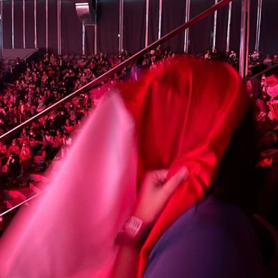 monicarnady's profile picture. 🏸📚🎬